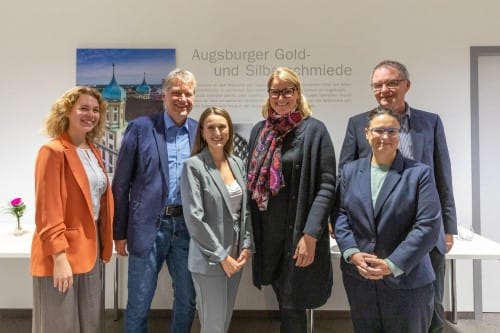 Gruendungsfeier einsmehr Akademie gGmbH